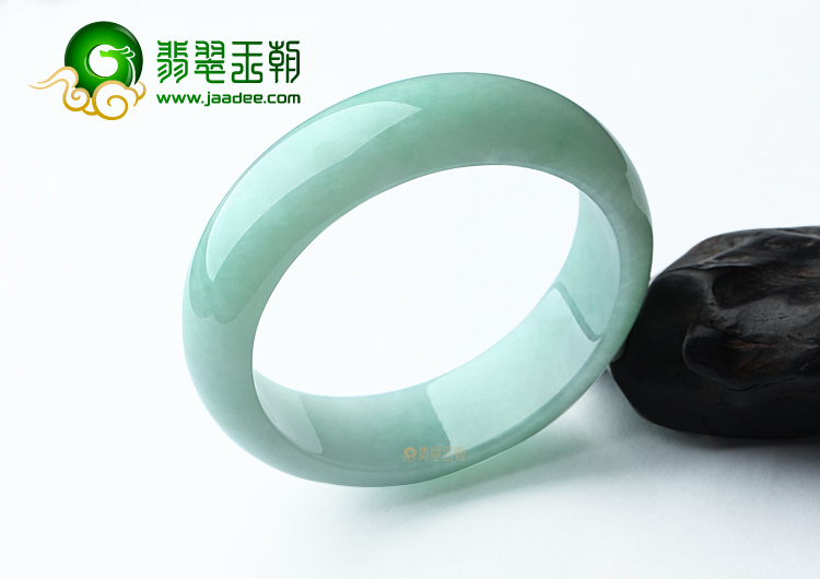 糯冰种晴水手镯(59.2mm)
