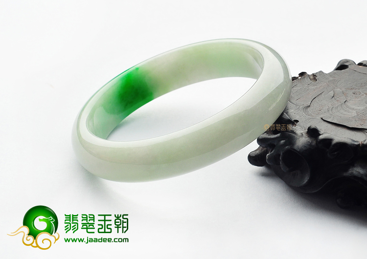 糯冰种飘翠手镯(56.1mm)