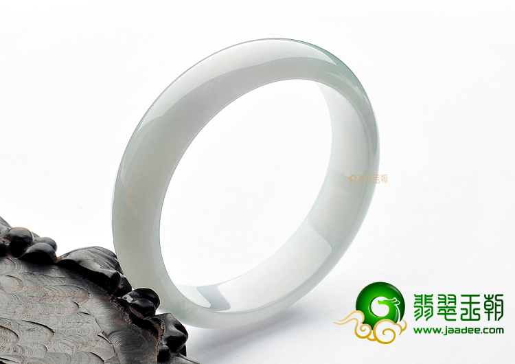 糯冰种晴水手镯(59.1mm)