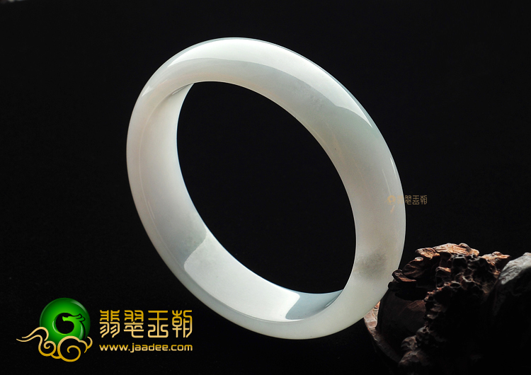糯冰种晴水手镯(59.1mm)