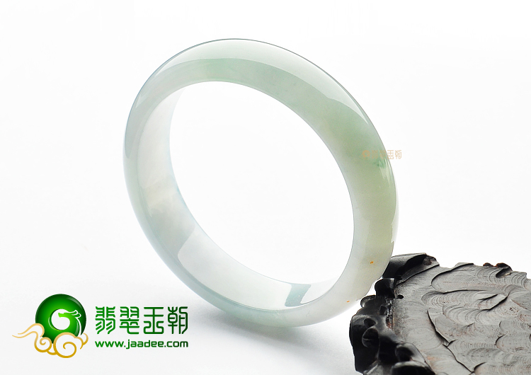 糯冰种晴水手镯(59.4mm)