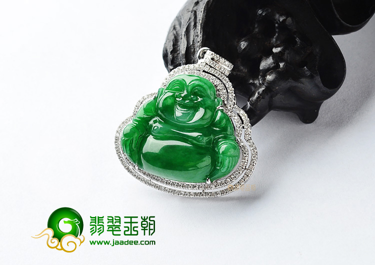 (超值推荐)冰种阳绿镶白金玉佛胸坠(真钻)