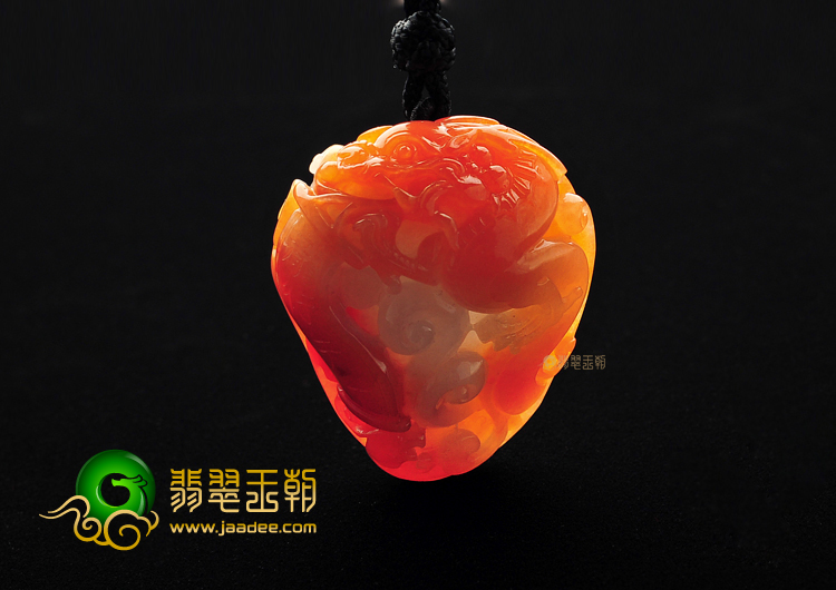 (超值推荐)糯冰种红黄翡龙行天下挂件