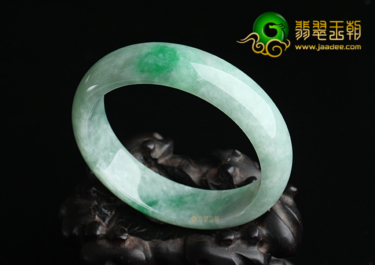糯冰种飘翠手镯（57.5mm）