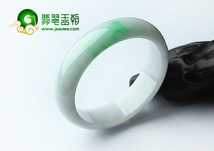 糯冰种淡紫罗兰飘翠手镯（58.4mm）