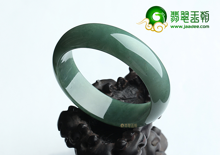 (超值推荐)糯冰种油青手镯（59.4mm）