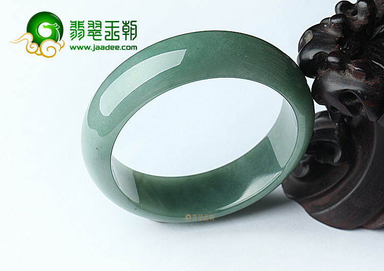 (超值推荐)糯冰种油青手镯（59.4mm）