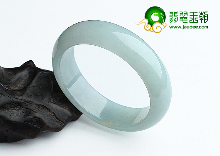 糯冰种晴水手镯（61.1mm）
