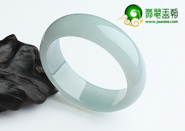 糯冰种晴水手镯（55.1mm）