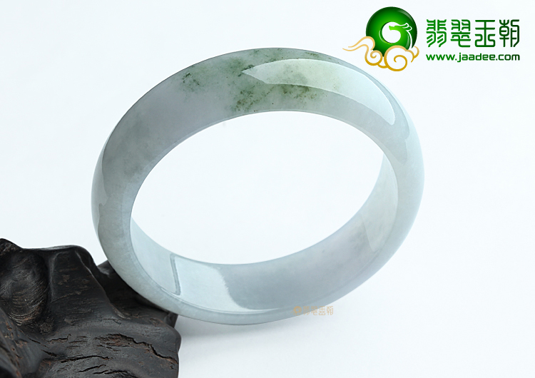 (超值推荐)糯冰种淡紫罗兰飘花手镯（59mm）