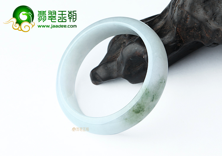 (超值推荐)糯冰种淡紫罗兰飘花手镯（59mm）