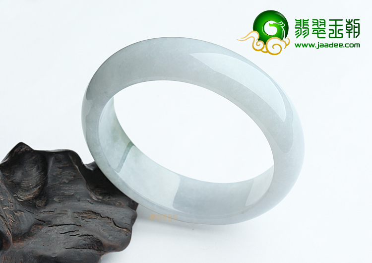 (超值推荐)糯冰种淡紫罗兰飘花手镯(59.1mm)