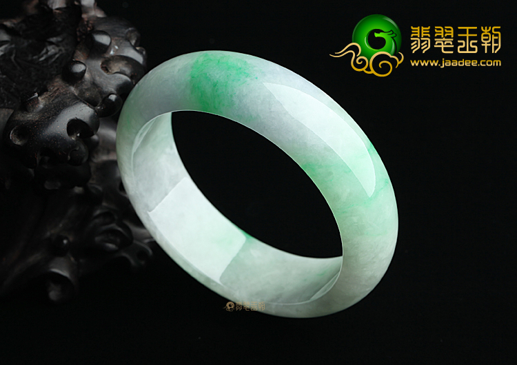 糯冰种春带彩手镯（60.1mm）