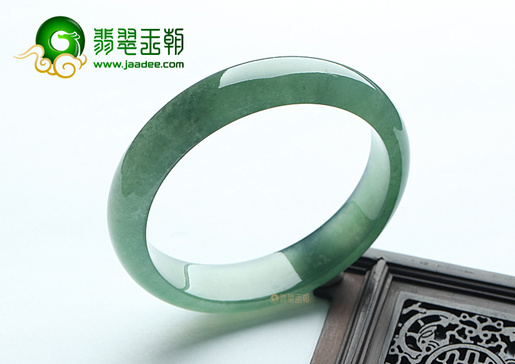 冰种油青手镯（56.1mm）