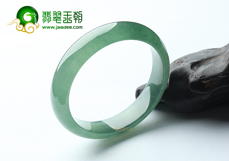 冰种油青手镯（56.1mm）