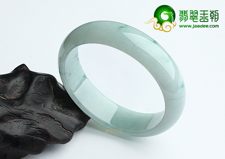 （超值推荐）糯冰种晴水飘花手镯（58.3mm）