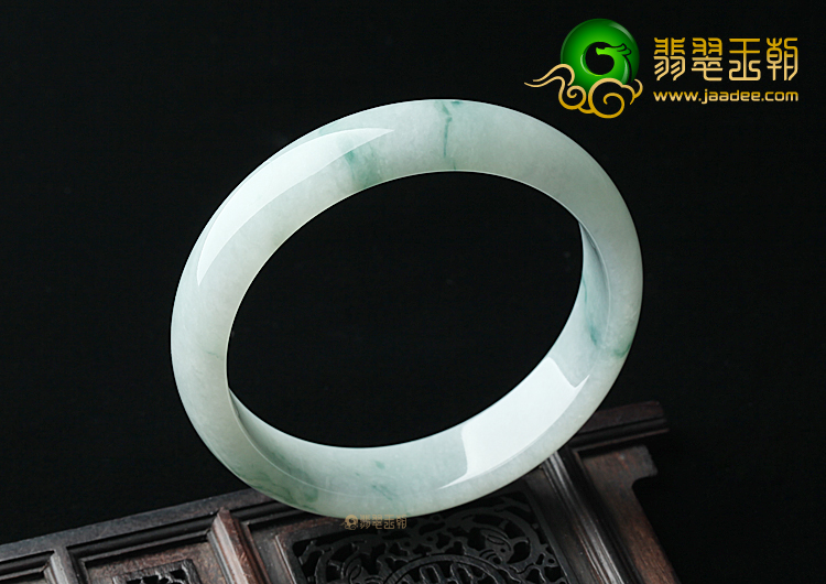 (超值推荐)糯冰种晴水飘花手镯（57.2mm）