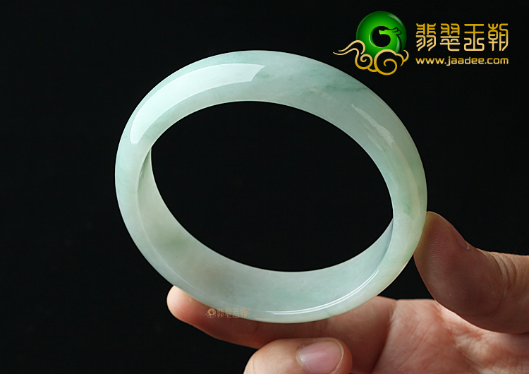 （超值推荐）糯冰种绿晴水飘花手镯（58.5mm）