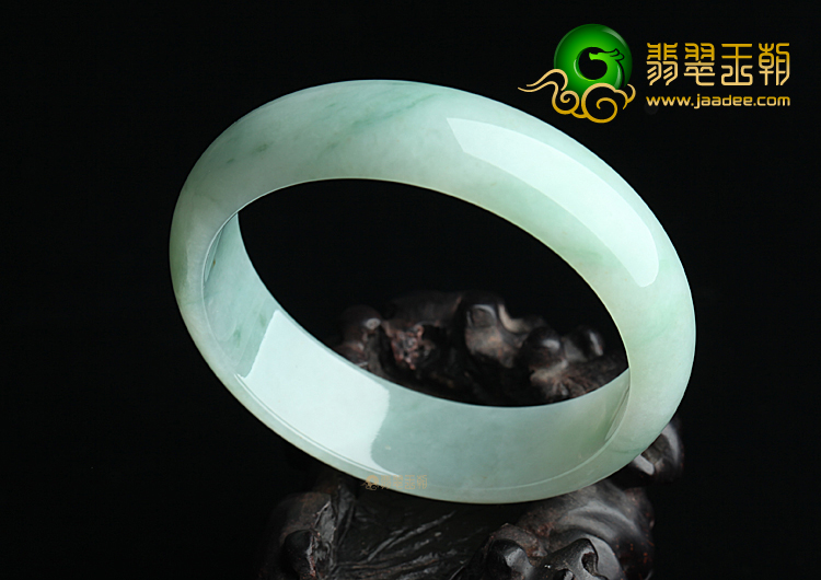 （超值推荐）糯冰种绿晴水飘花手镯（58.5mm）