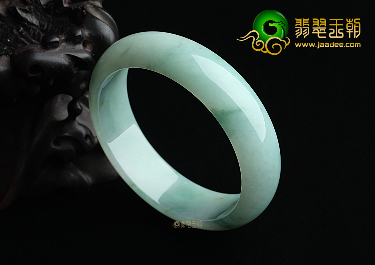 （超值推荐）糯冰种绿晴水飘花手镯（58.1mm）