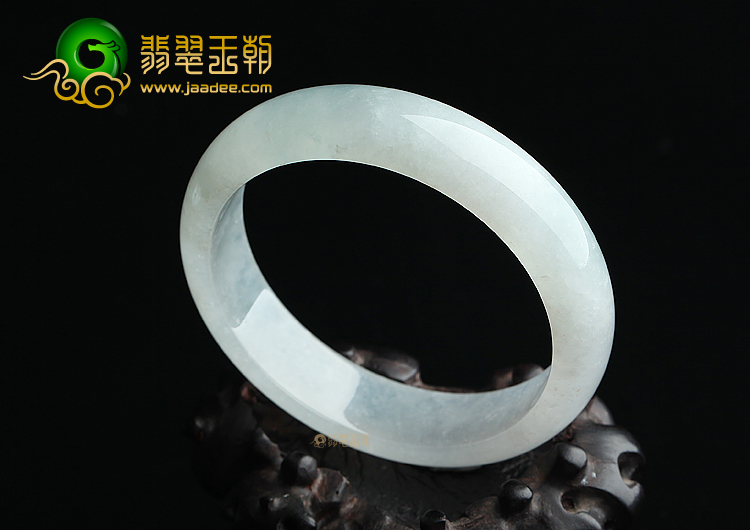 (超值推荐)冰种白色手镯（60mm）