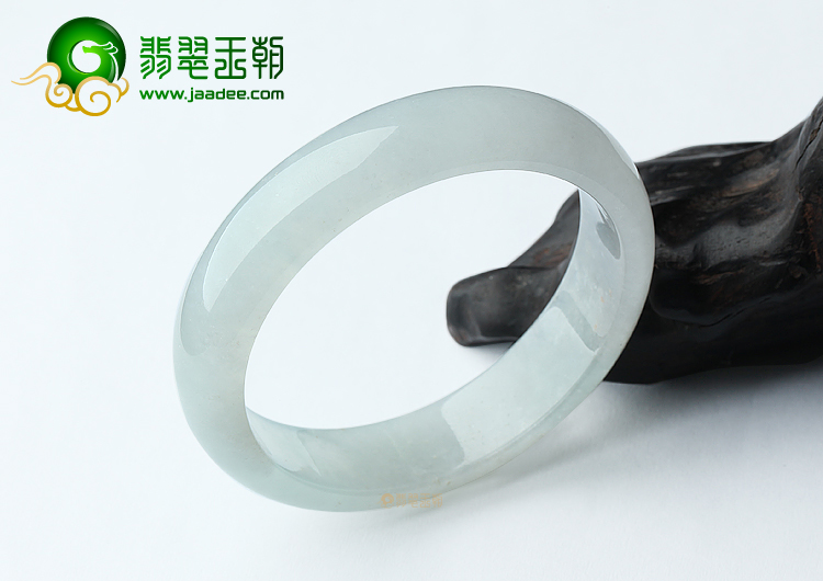 (超值推荐)冰种白色手镯（60mm）