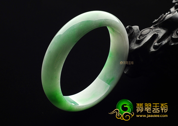 (超值推荐)糯冰种飘翠手镯(59.3mm)