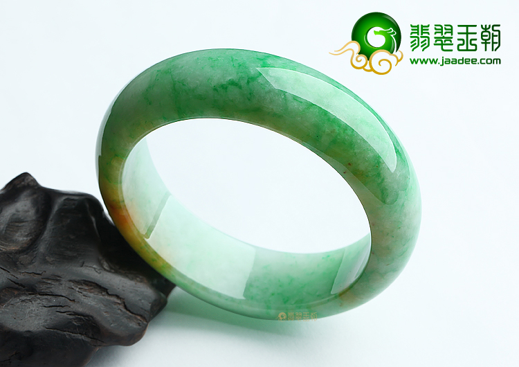 (超值推荐)糯冰种黄加绿手镯（60.1mm）