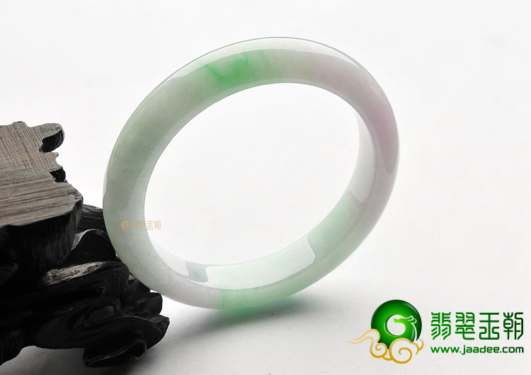 (超值推荐)糯冰种春带彩手镯(57.5mm)
