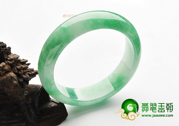 糯冰种翠色手镯(59mm)