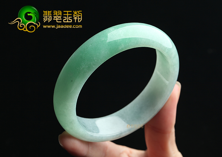 (超值推荐)糯冰种晴水豆色手镯（60.5mm）