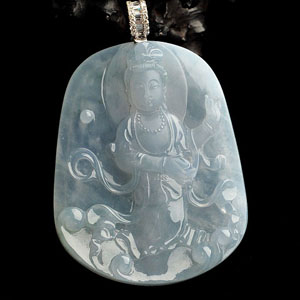 冰种晴水观音挂件(金扣真钻)