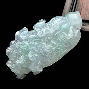 (超值推荐)糯冰种晴水白菜挂件
