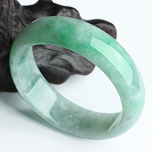 糯冰种飘翠手镯（59.8mm）