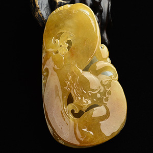 (超值推荐)糯冰种黄翡龙行如意挂件