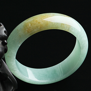 糯冰种晴水黄翡手镯（58.5mm）