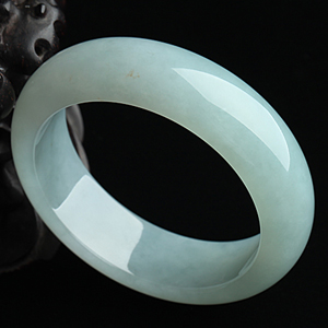 糯冰种晴水手镯（55.3mm）