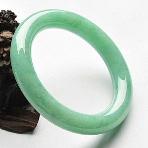 糯冰种豆色圆条手镯(58.5mm)