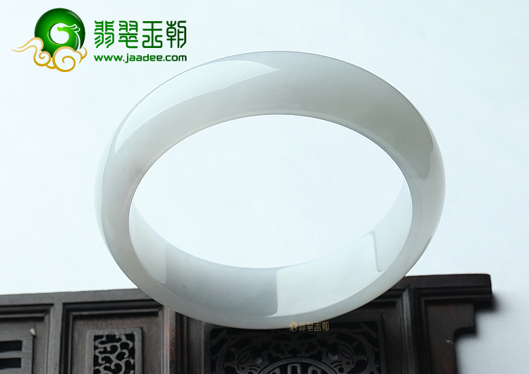 (超值推荐)糯冰种晴水手镯（58.5mm）