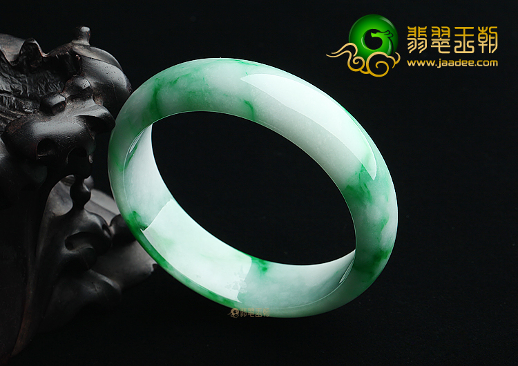 糯冰种正阳绿手镯(58.2mm)