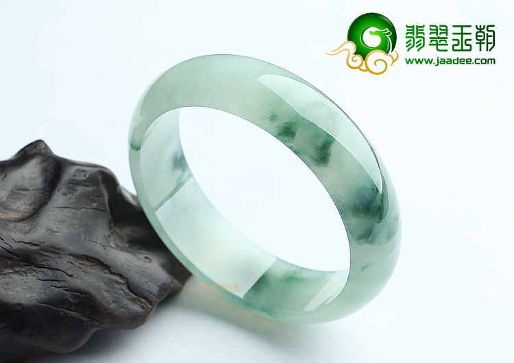 (超值推荐)冰种晴水飘花手镯（54.7mm）