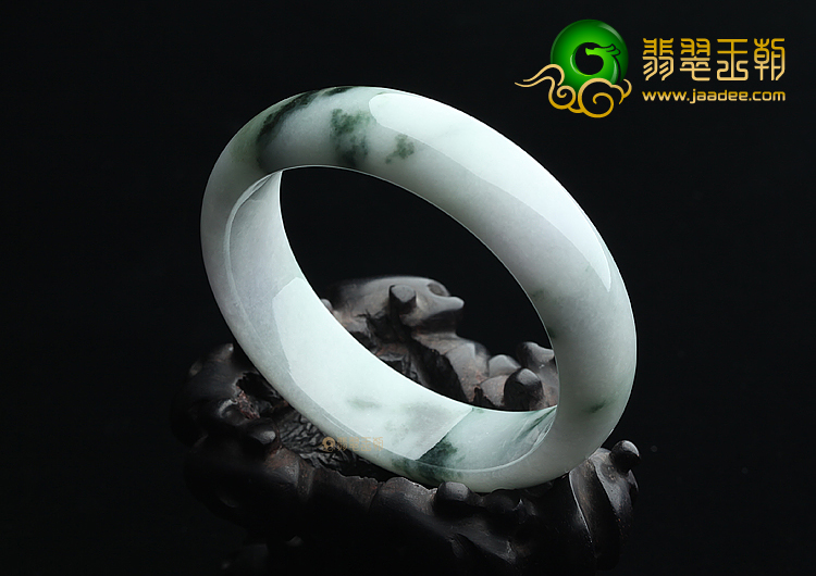 (超值推荐)糯冰种飘花手镯（57mm）