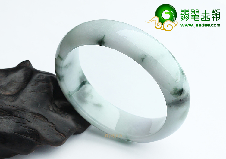 (超值推荐)糯冰种飘花手镯（57mm）