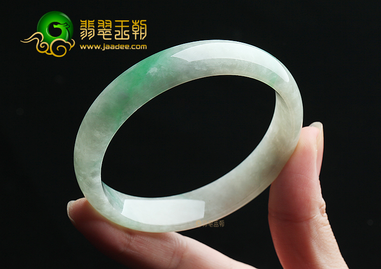 (超值推荐)糯冰种飘翠手镯（57.5mm）