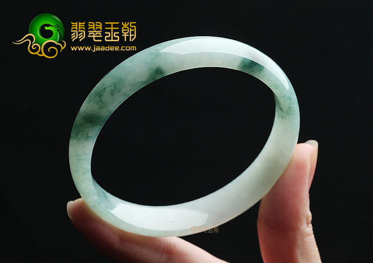(超值推荐)糯冰种晴水飘花手镯（63mm）