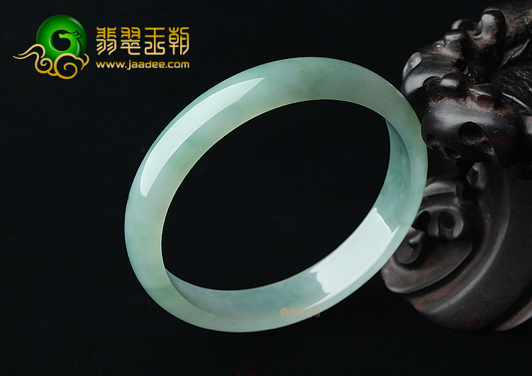(超值推荐)冰种晴水略飘花手镯（62mm）