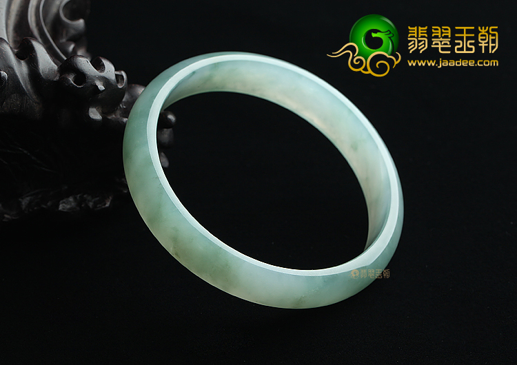 (超值推荐)冰种晴水略飘花手镯（62mm）