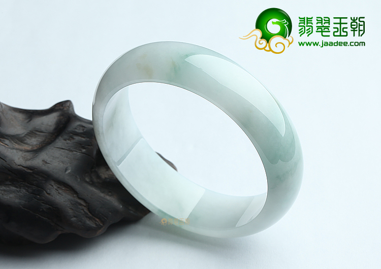 (超值推荐)糯冰种飘花手镯（59.5mm）