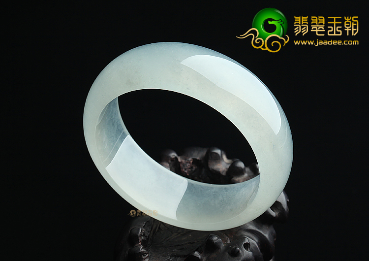 冰玻种白色手镯（59.4mm）