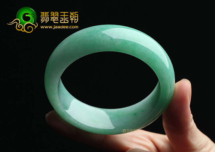 糯冰种翠色飘绿花手镯（56.8mm）